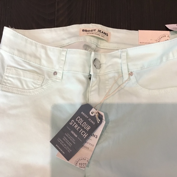 NWT Brody Jeans Easy High Rise Colour Crop - Picture 6 of 6